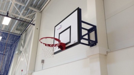 Abiväljaku korvpallilaud